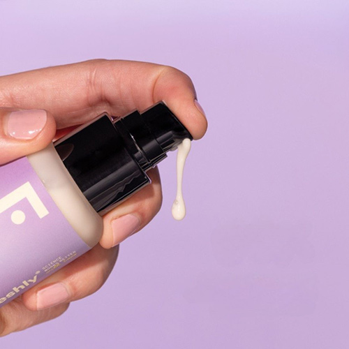 We probeerden Azelaic Radiance Serum van Freshly