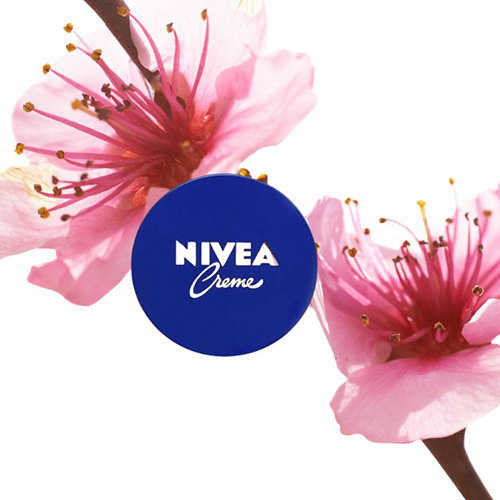 Utilisations de la boîte bleue de crème Nivea que vous ne connaissiez probablement pas