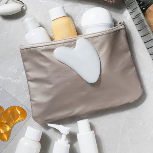 /pt/blog/tendencias/necessaire-de-viagem-para-o-natal-de-2025/