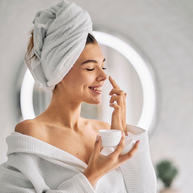 Frühjahr 2026: Welche Kosmetikprodukte passen zu Ihrem Hauttyp?