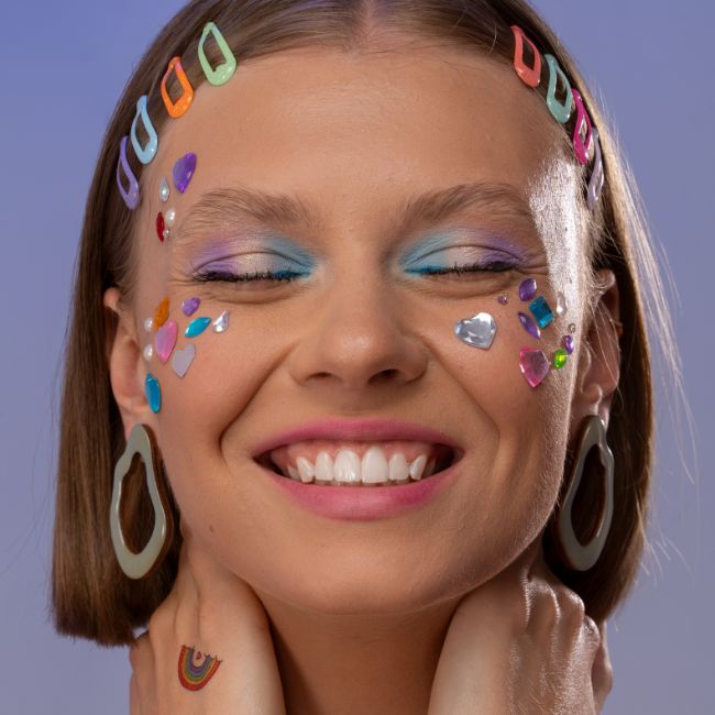 Festival-Make-up 2026: Kreative Trends, um deinen Stil zum Strahlen zu bringen