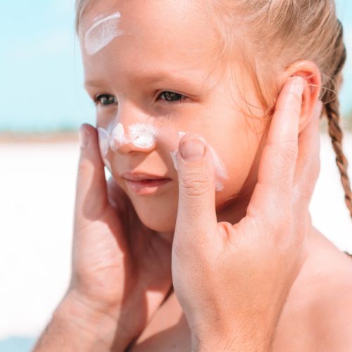 Wie Sie die beste Sonnencreme für Ihre Kinder auswählen: Ein Leitfaden nach Alter und Hauttyp