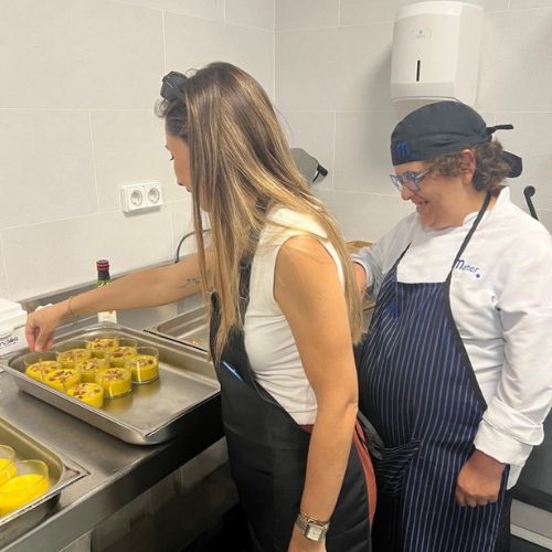 Perfume’s Club participa en el Catering Inverso con la organización Mater