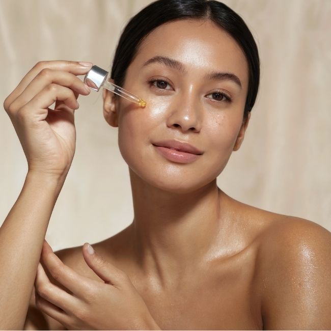 Coconut oil in your beauty routine: learn how to get the most out of it