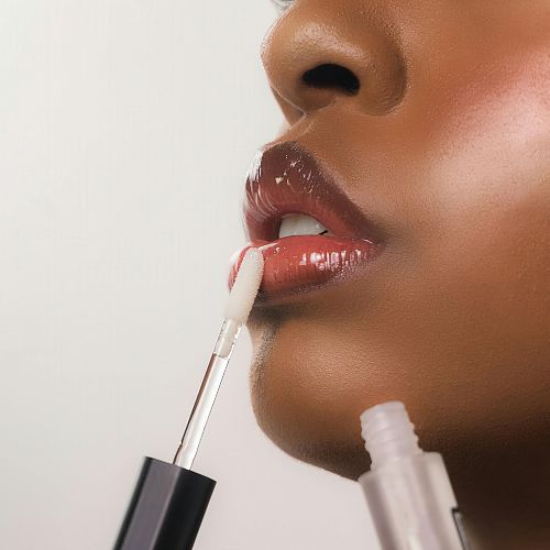 Cherry Cola Lips: what they are and how to get the juiciest 90s lips