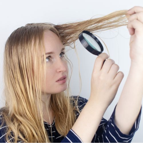 Wie erhalte ich mehr Volumen und dauerhafte Fülle in feinem Haar?