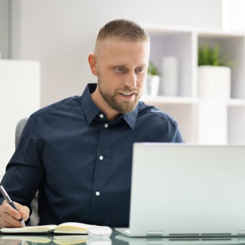 Formación online para peluqueros: una nueva forma de aprender
