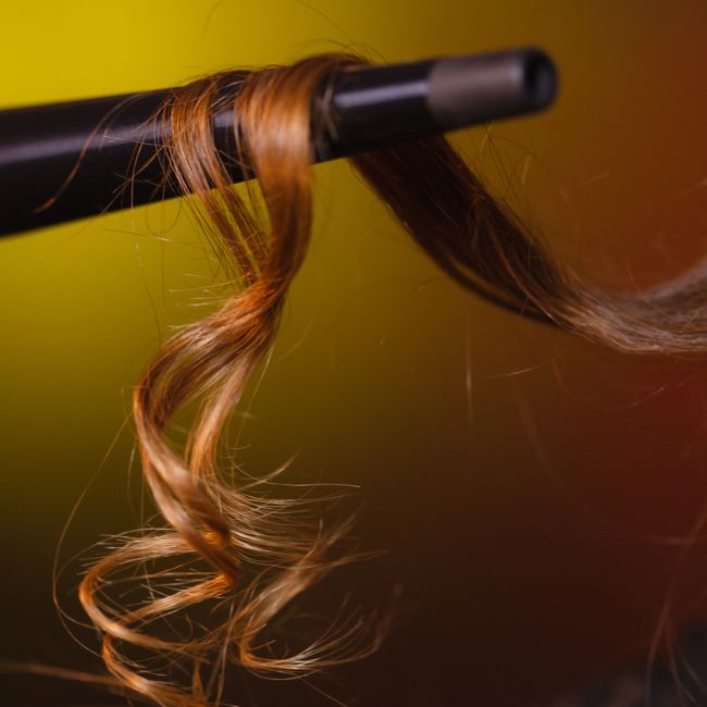 Comment choisir un fer à friser en fonction de votre type de cheveux