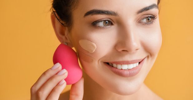 Foto des Textes: Wie man die Oxidation von Make-up verhindert