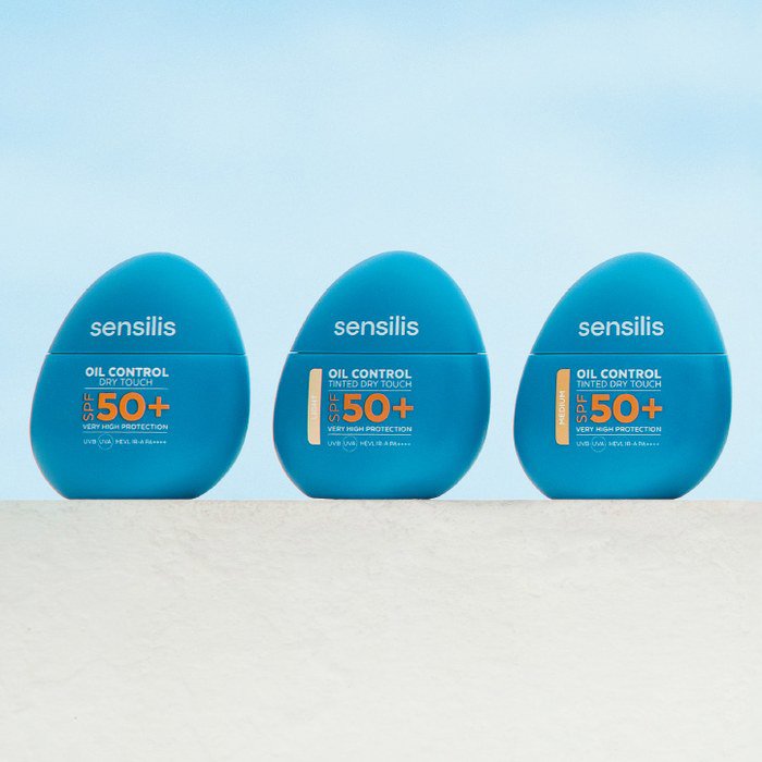 Oil Control Tinted Dry Touch SPF50+
