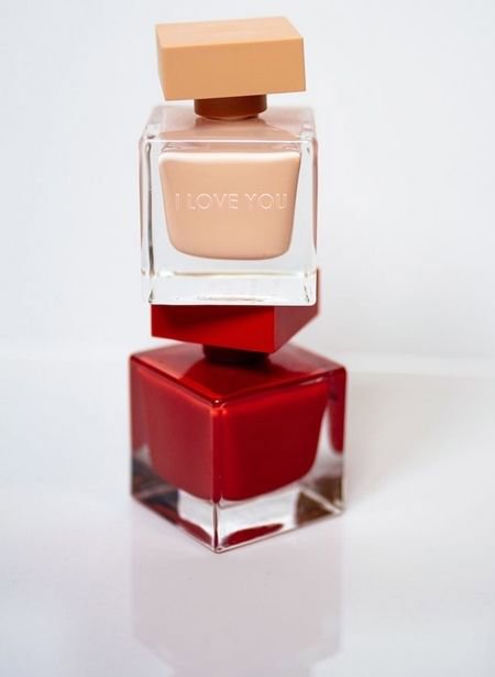 Gravieren Sie eine persönliche NACHRICHT